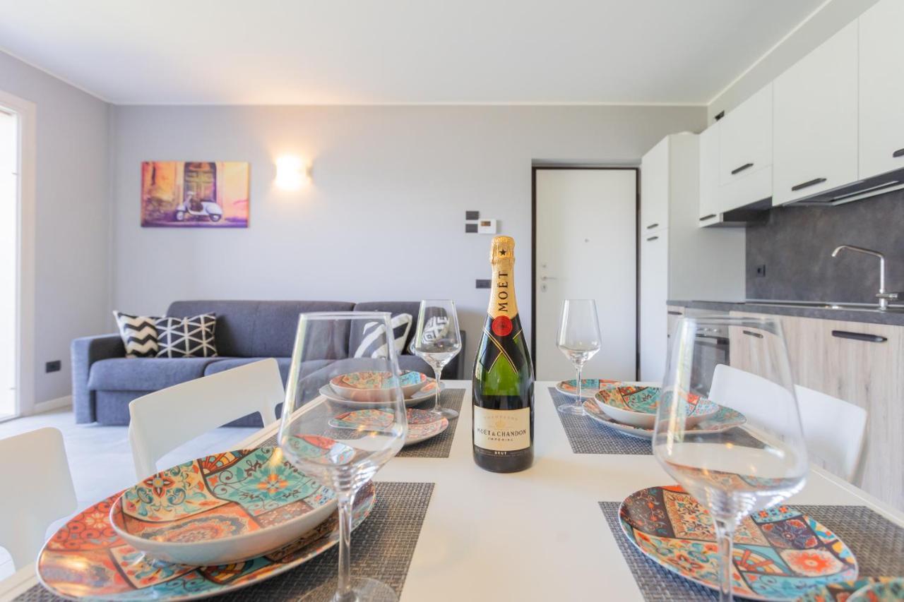 Anna'S Lodge Quiet & Charme By Rent All Como Pianello Del Lario ภายนอก รูปภาพ